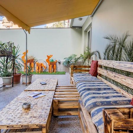 Hostel Nena Semi Tiran Dış mekan fotoğraf